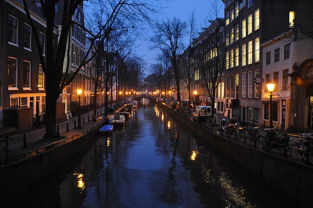 Amsterdam romantic canal cruises