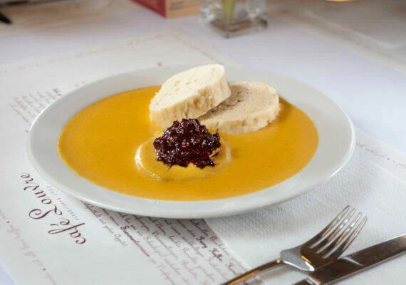 Prague Food & Beer Tour: Special 10 Year Anniversary Edition