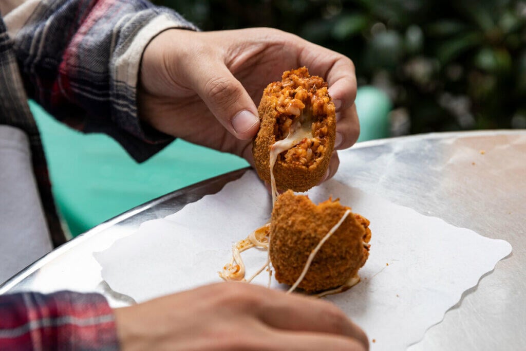 Suppli-trastevere-twilight-food-tour-rome-arancini