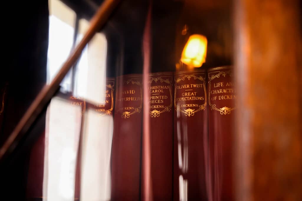 City-of-London-Food-Tour-pub-charles-dickens-eagle-tavern