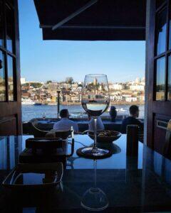 Wine_Quay_Bar_porto