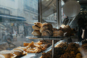 inside_window_of_ginjinha_popular_lisbon
