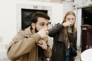 people_drinking_shots_at_Ginjinha do Carmo