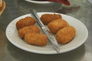 plate_of_croquetas_tapas_Madrid