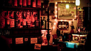 late_night_bar_in_berlin