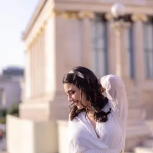 Christina aka "Greek Care"