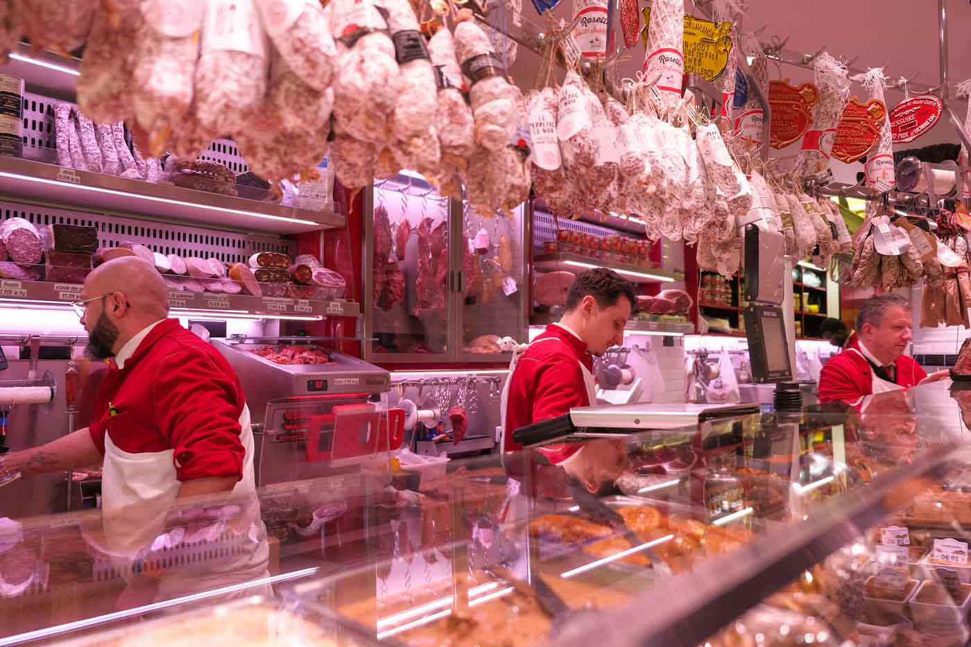 Staff_working_Jacky_Gaudin_Butcherie_Paris