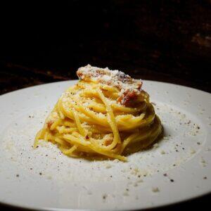 gluten_free_carbonara_in_La_Soffitta_Renovatio_Rome