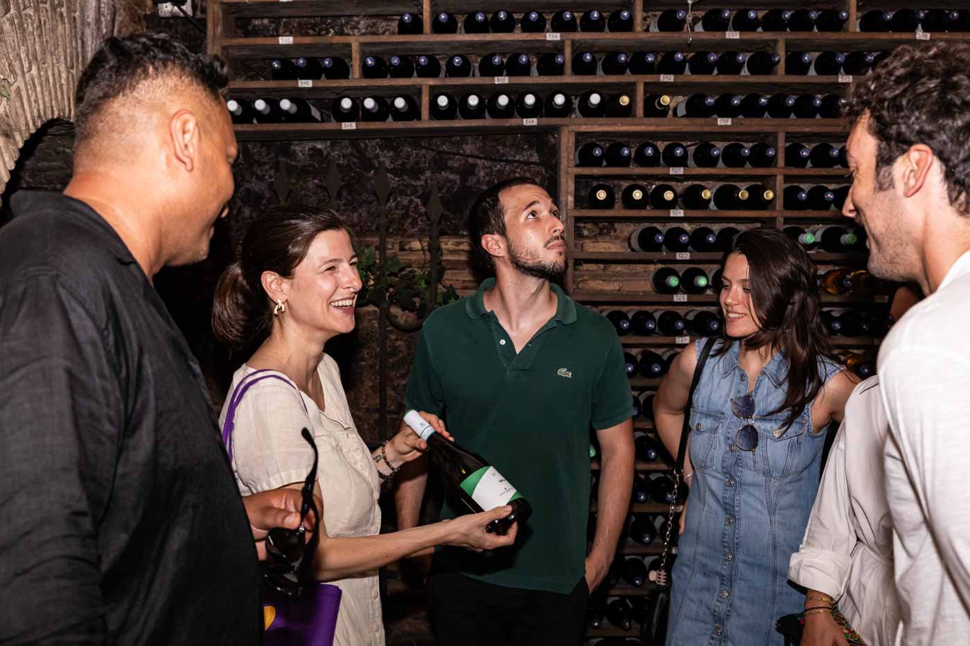 Tour_group_trying_wines_at_Spirito_DiVino_Rome